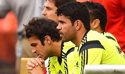 Fabregas sẽ chiếm vị trí của Diego Costa ở trận gặp Chile